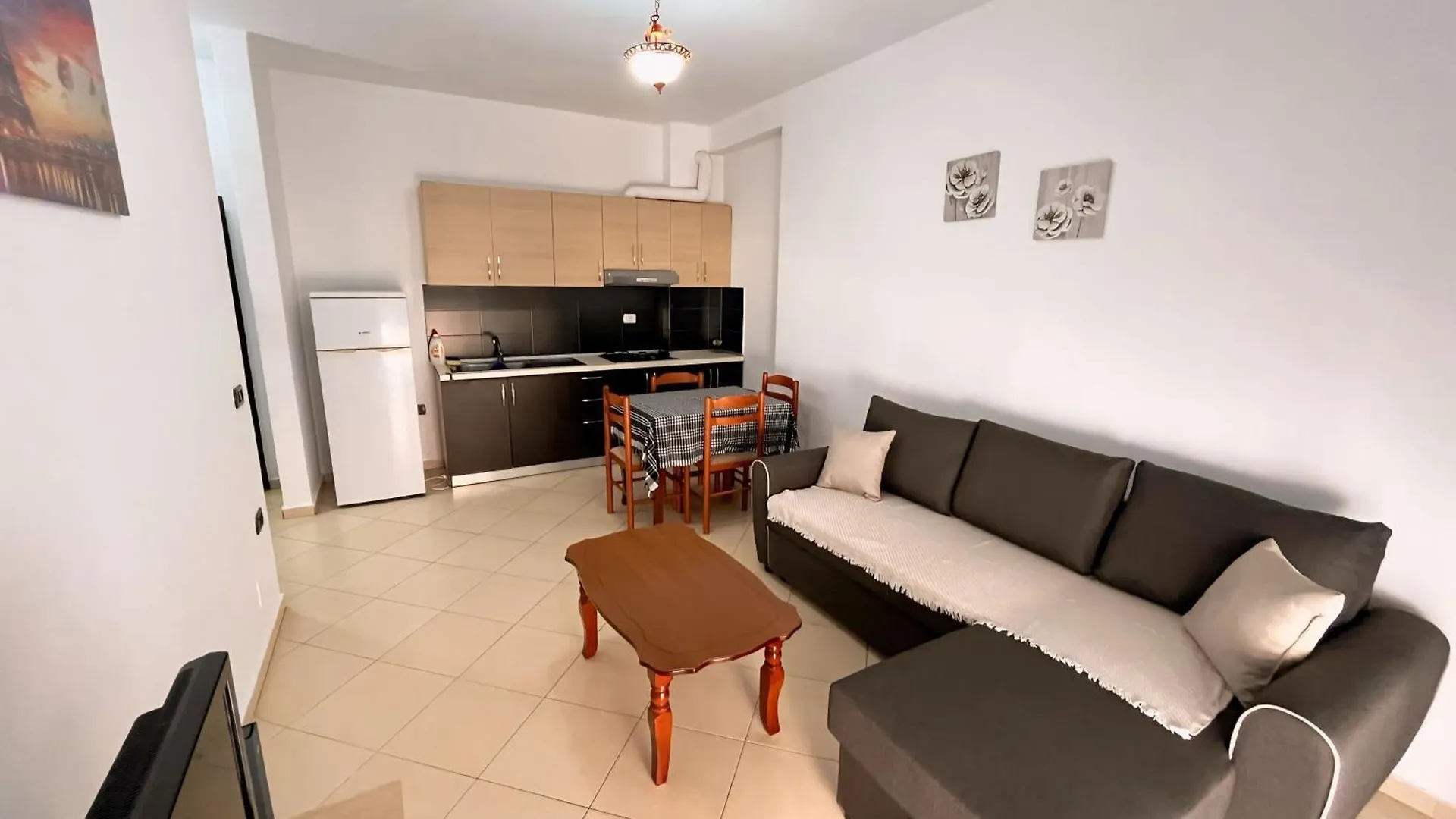 Gerald'S Central Apartments Vlore 0*,  Albania